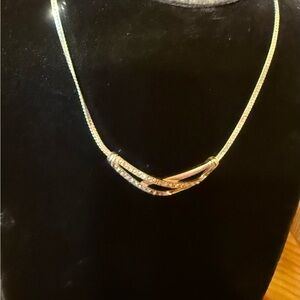 Elegant Silver Necklace
